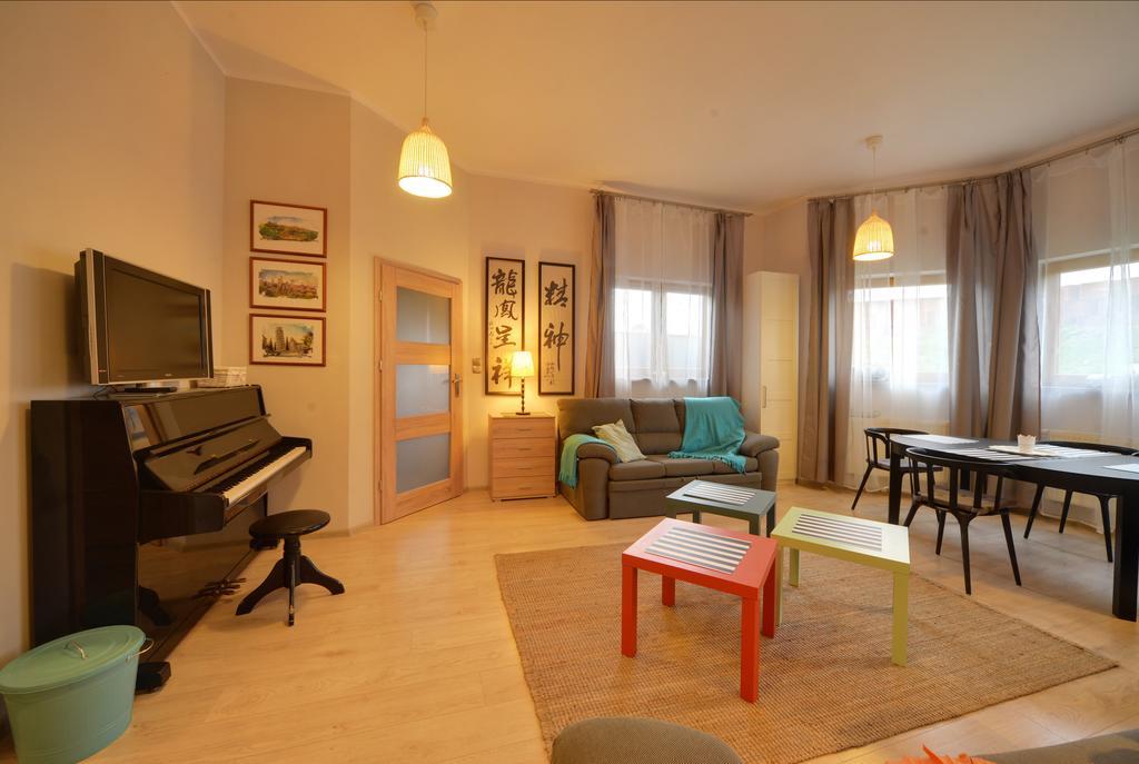 Apartamenty Sun Seasons 24 - Panorama カルパッチ 部屋 写真